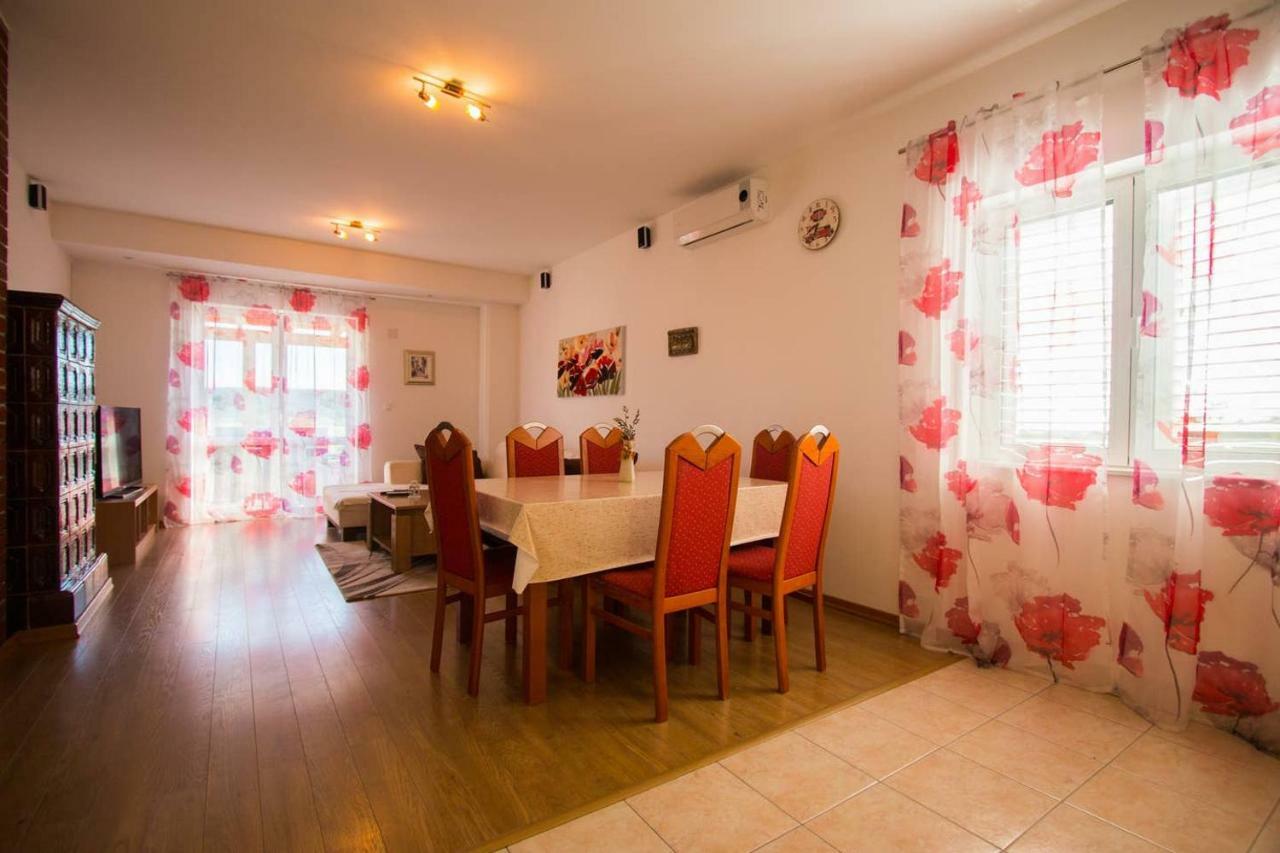 Apartmán Kuca Za Odmor Lucija Vrana  Exteriér fotografie